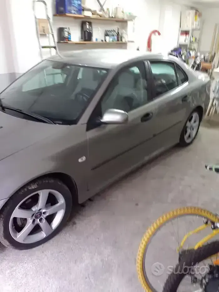 Usata Saab 9-3 131 CV (96 kW) 2002 Grigio Berlina