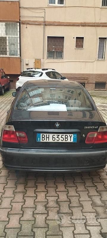 Usata BMW 320 136 CV (100 kW) 1999 Nero Berlina