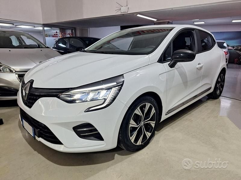 Bianco Usata 2022 Renault Clio V Evolution Berlina | 13.990 € (Super prezzo) - Immagine 1/4