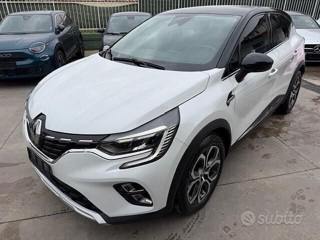 Usata Renault Captur Intens 115 CV (84 kW) 2020 Bianco SUV