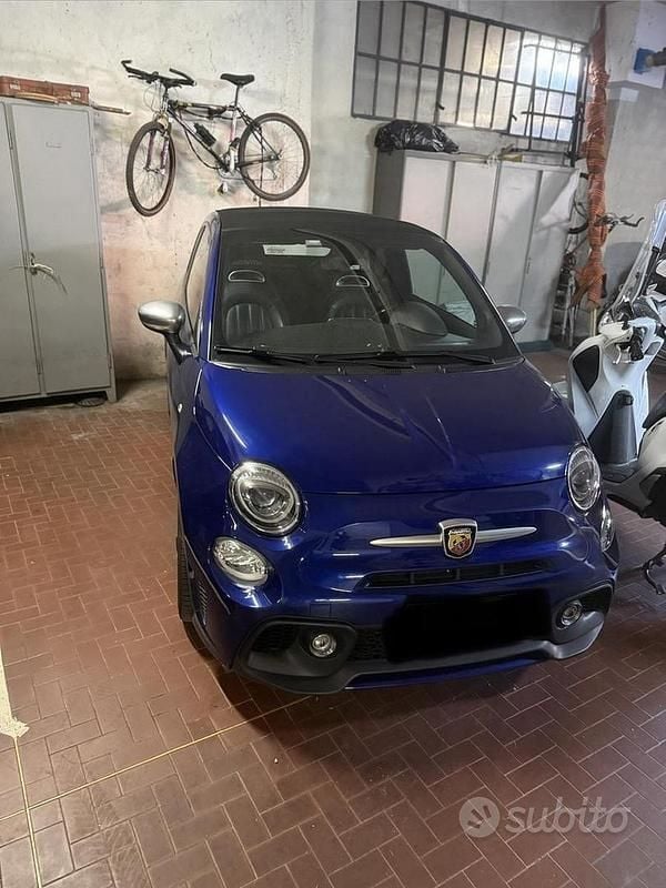 Usata Abarth 595C Turismo 165 CV (121 kW) 2016 Blu/azzurro Cabrio
