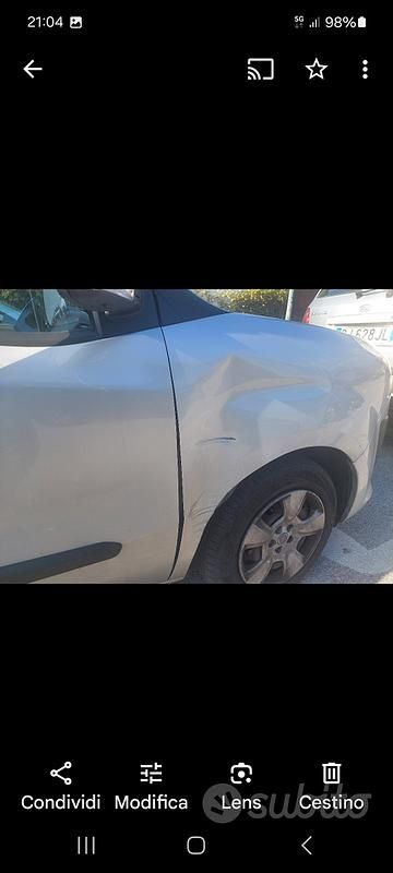 Usata Fiat Doblò 105 CV (77 kW) 2012 Grigio Monovolume