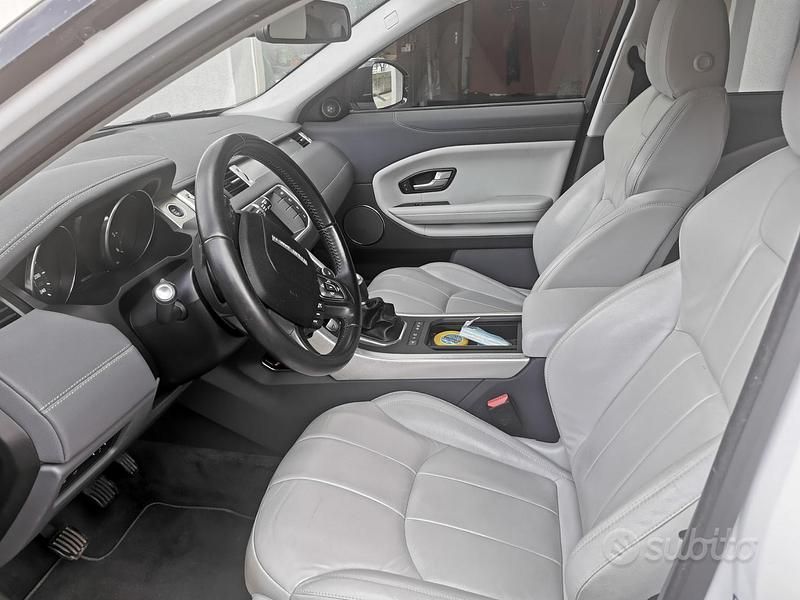 Usata Land Rover Range Rover evoque 150 CV (110 kW) 2017 Bianco SUV