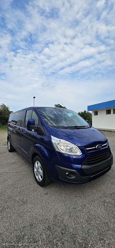 Usata Ford Tourneo Custom 125 CV (91 kW) 2018 Blu/azzurro Furgone