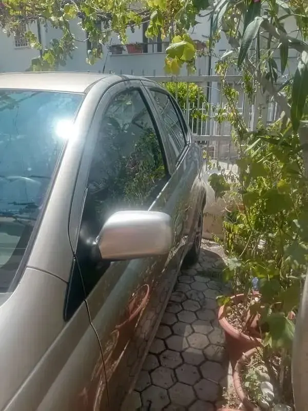 Usata Toyota Yaris 68 CV (50 kW) 2003 Berlina