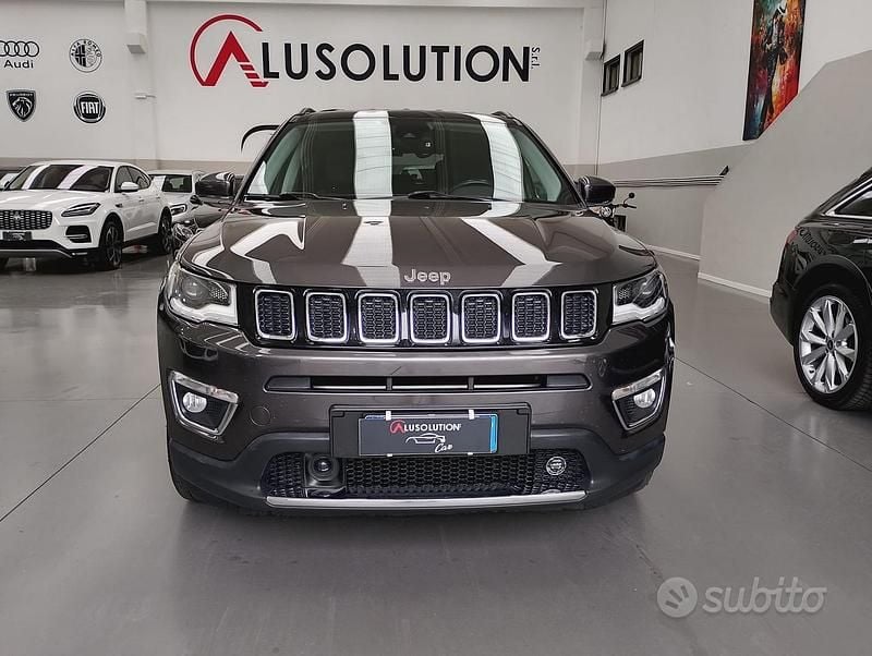 Usata Jeep Compass Opening Edition 140 CV (102 kW) 2017 Grigio SUV