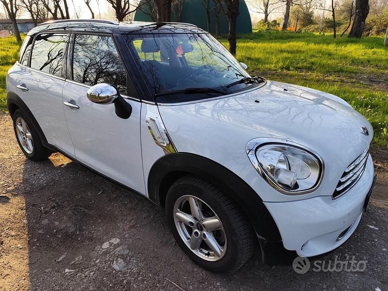 Usata Mini Cooper Countryman 90 CV (66 kW) 2014 Bianco SUV