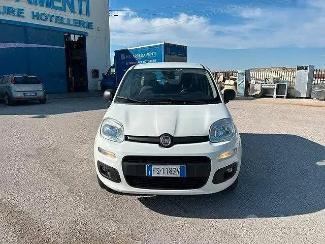 Usata Fiat Panda Easy 70 CV (51 kW) 2018 Bianco Utilitaria