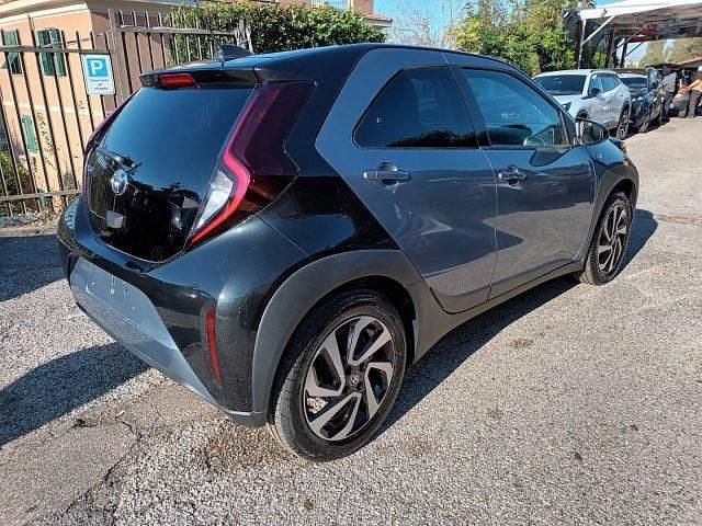 Nuova Toyota Aygo X Trend 72 CV (52 kW) 2025 Grigio SUV