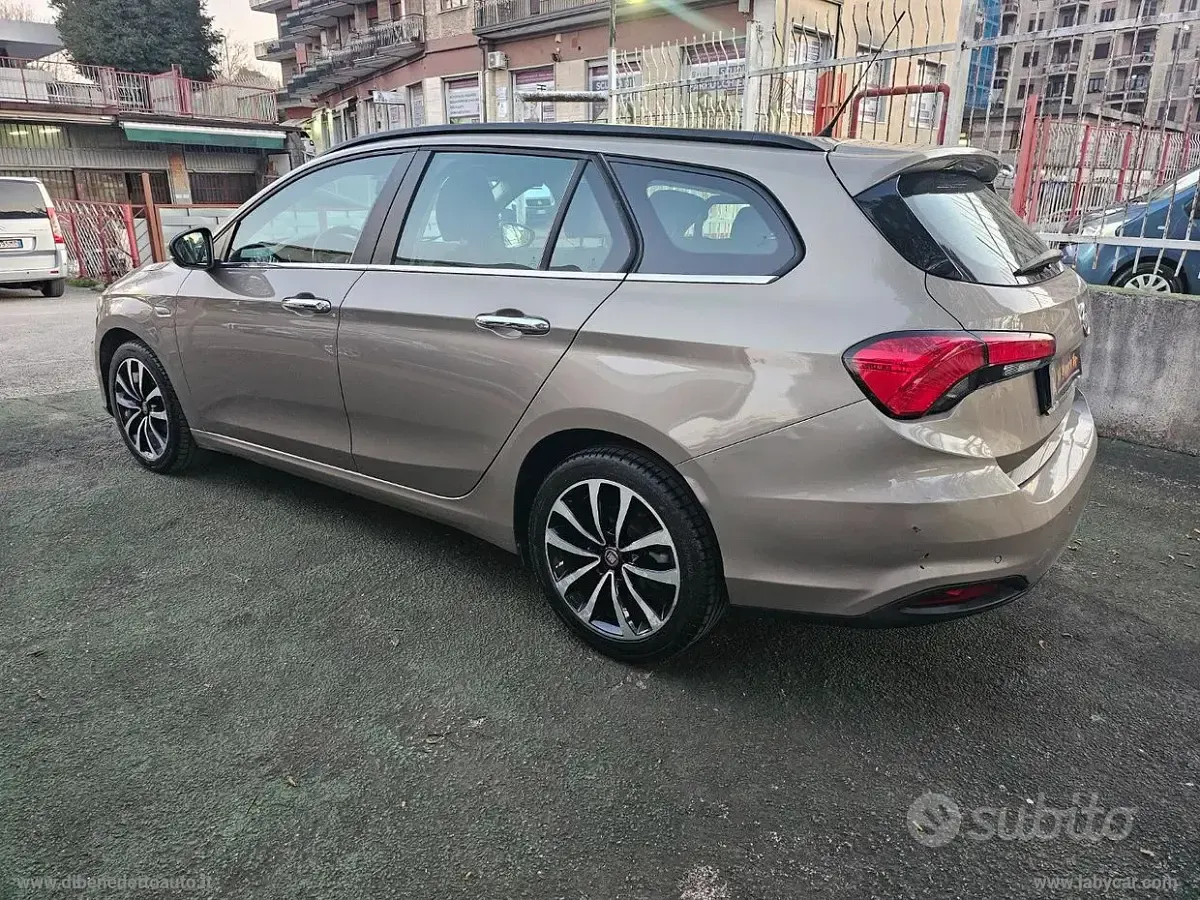Usata Fiat Tipo Lounge 95 CV (69 kW) 2017 Station wagon
