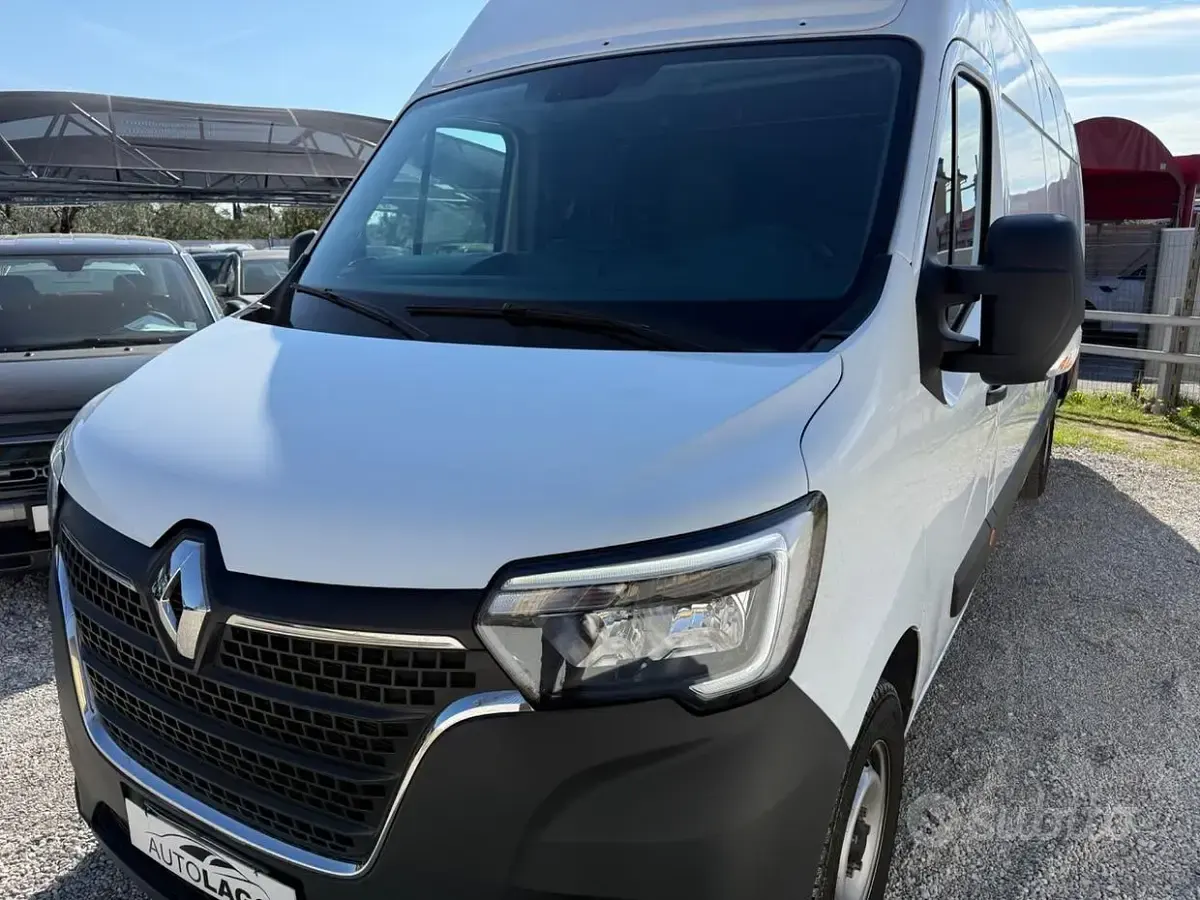 Usata Renault Master 163 CV (119 kW) 2021 Bianco Monovolume