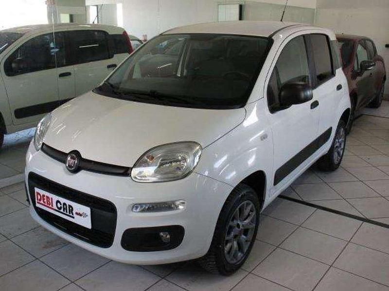 Usata Fiat Panda 4x4 S 95 CV (69 kW) 2017 Bianco Utilitaria