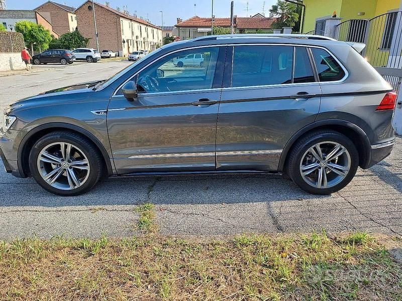 Usata VW Tiguan R-line 125 CV (91 kW) 2018 SUV