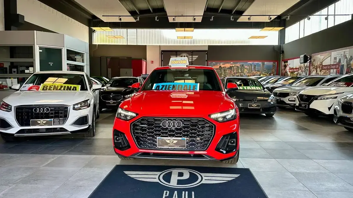 Usata Audi Q5 Sportback S-line plus 204 CV (150 kW) 2022 Misano red SUV