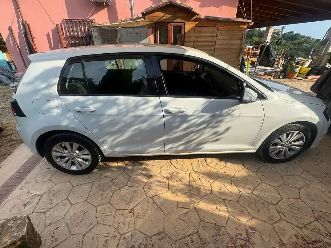 Usata VW Golf VII 105 CV (77 kW) 2014 Berlina