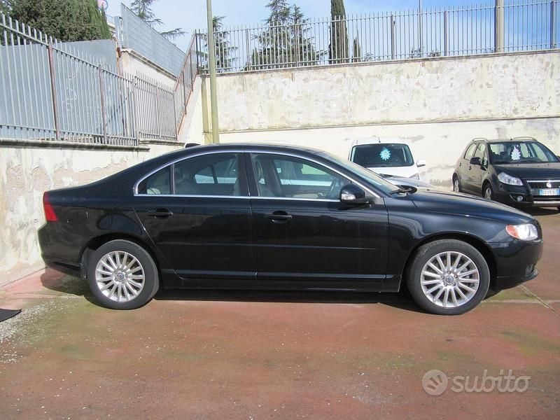 Usata Volvo S80 Kinetic 163 CV (119 kW) 2009 Blu Berlina