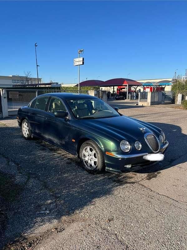 Usata Jaguar S-Type S 238 CV (175 kW) 2000 Verde Berlina