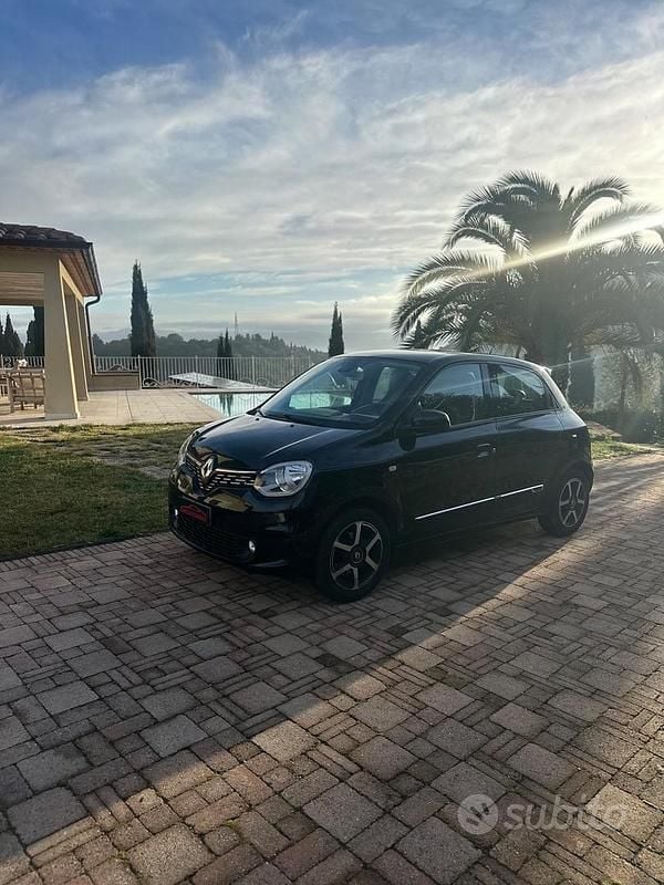 Usata Renault Twingo Intens 65 CV (47 kW) 2020 Nero Utilitaria