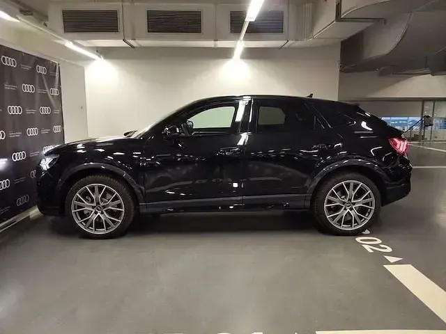 Usata Audi Q3 Sportback Comfort 245 CV (180 kW) 2025 Nero mythos metallizzato SUV