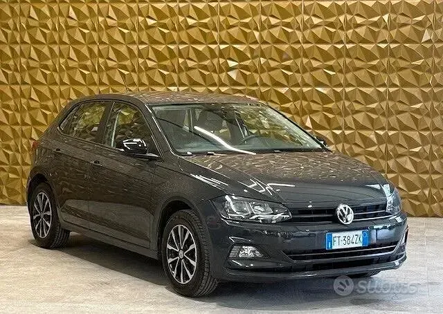 Usata VW Polo Comfortline 65 CV (47 kW) 2019 Grigio Utilitaria