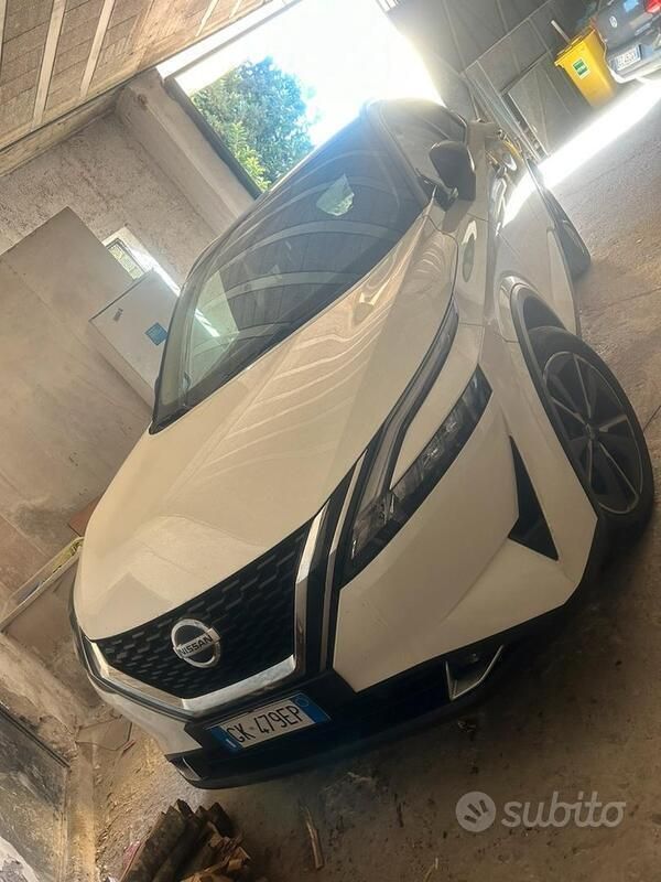 Bianco Usata 2022 Nissan Qashqai SUV | 22.000 € (Buon prezzo) - Immagine 1/4