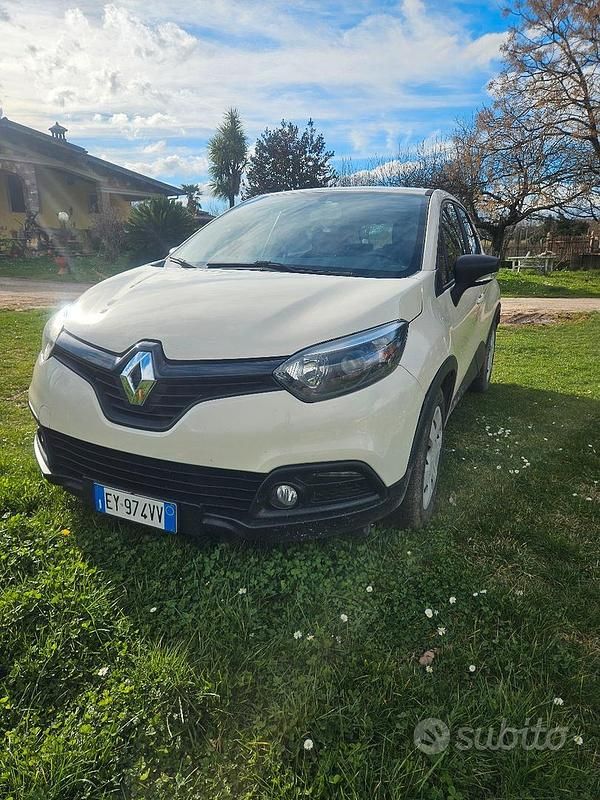 Usata Renault Captur 2015 Bianco SUV