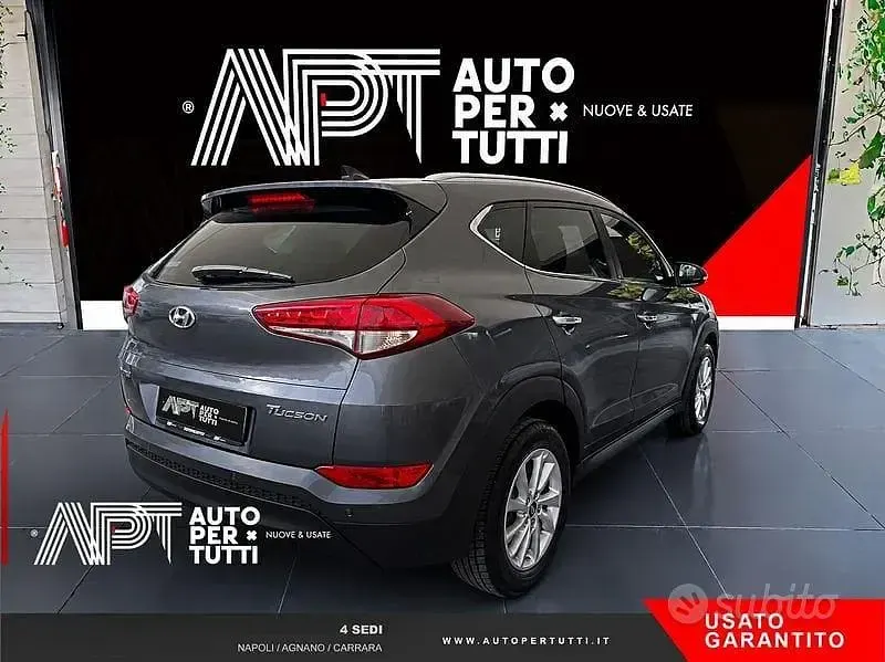 Usata Hyundai Tucson Xpossible 141 CV (103 kW) 2018 Grigio SUV
