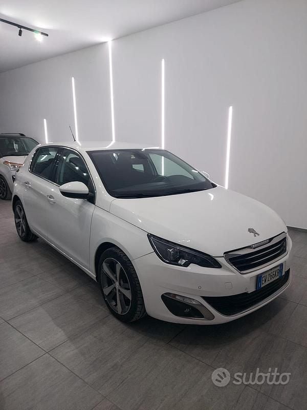 Usata Peugeot 308 Allure 115 CV (84 kW) 2014 Bianco Berlina