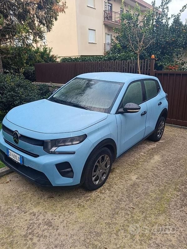 Usata 2024 Citroën C3 PureTech Tre volumi | 14.000 € (Buon prezzo) - Immagine 1/4
