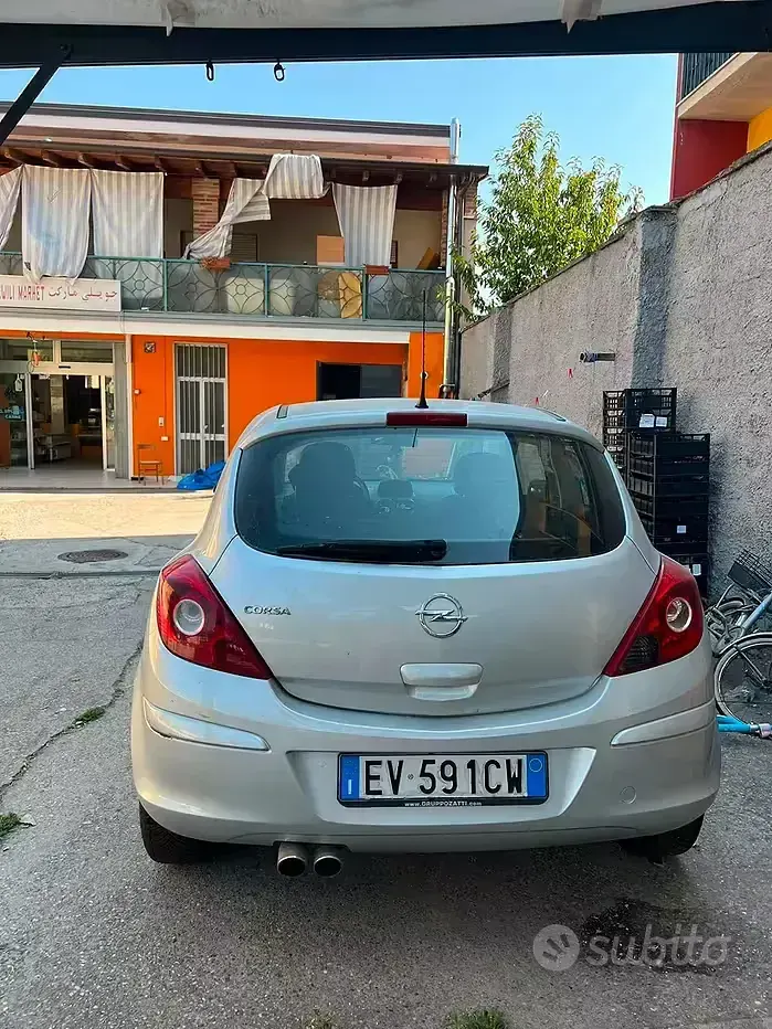 Usata Opel Corsa 85 CV (62 kW) 2014 Giallo Utilitaria