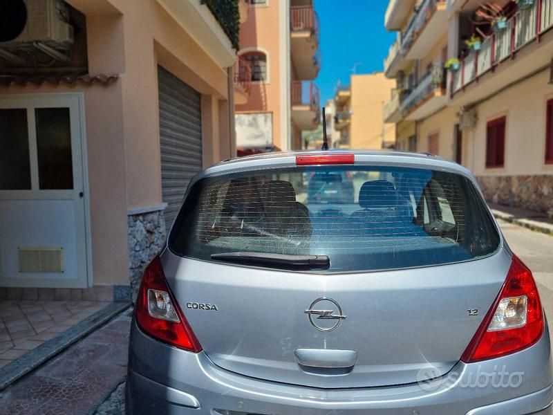 Usata Opel Corsa 80 CV (58 kW) 2006 Grigio Utilitaria