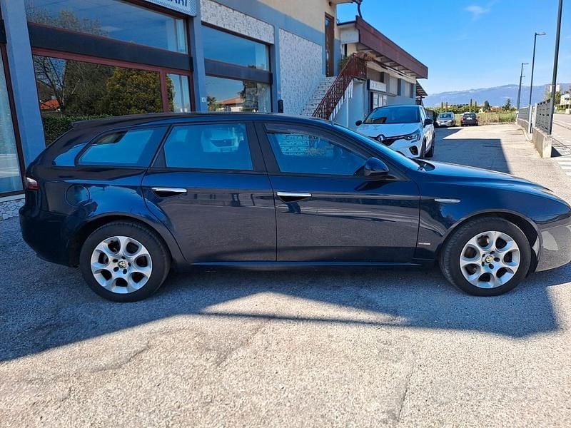 Usata Alfa Romeo 159 Progression 149 CV (109 kW) 2008 Blu Station wagon