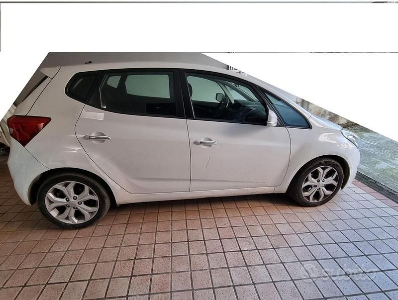 Usata Hyundai ix20 Style 116 CV (85 kW) 2012 Bianco Utilitaria