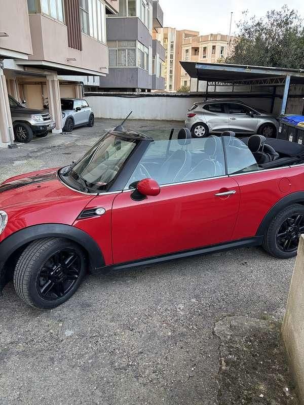 Usata Mini Cooper Cabriolet 116 CV (85 kW) 2014 Rosso Cabrio