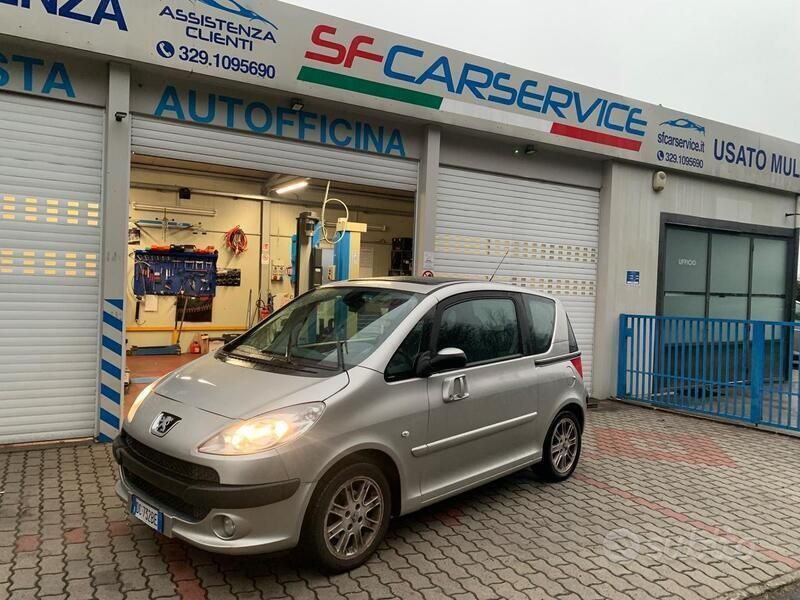 Marrone Usata 2006 Peugeot 1007 Monovolume | 4900 € (Cara) - Immagine 1/4