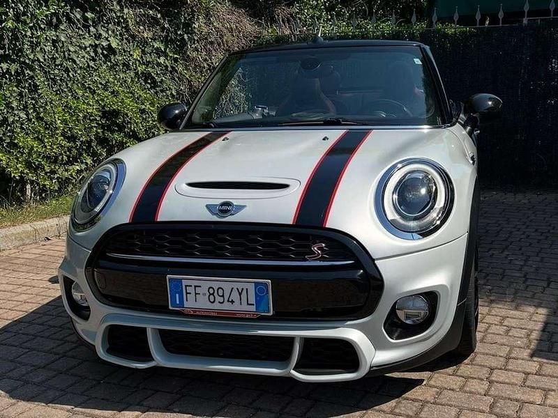 Usata Mini Cooper SD Cabriolet 170 CV (125 kW) 2016 Grigio Cabrio