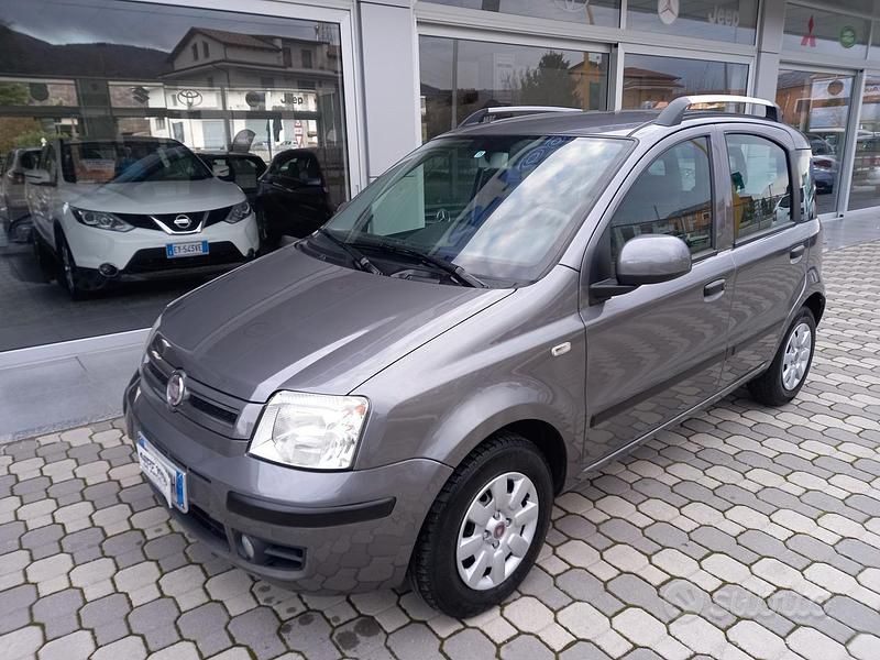 Usata Fiat Panda 75 CV (55 kW) 2012 Grigio Utilitaria