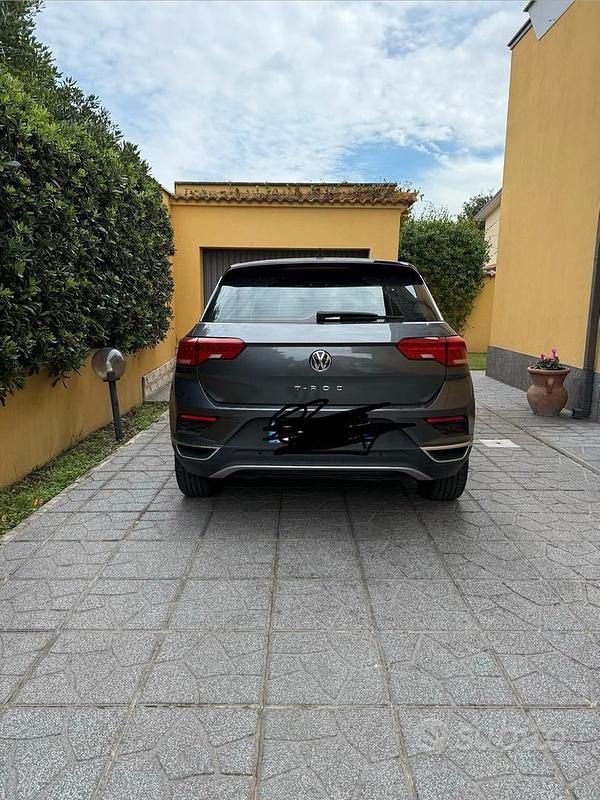 Grigio Usata 2018 VW T-Roc Style SUV | 16.000 € (Ottimo prezzo) - Immagine 1/4