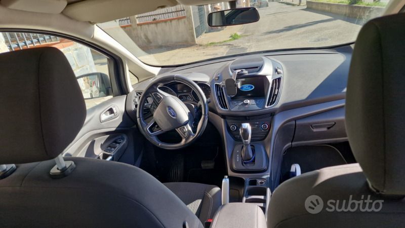 Begagnad Ford C-MAX 120 HK (88 kW) 2017 Grå Minibuss