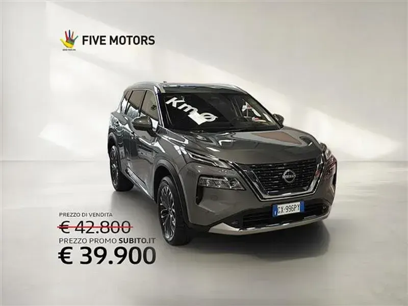 Nuova Nissan X-Trail Tekna 204 CV (150 kW) 2025 Grigio scuro SUV