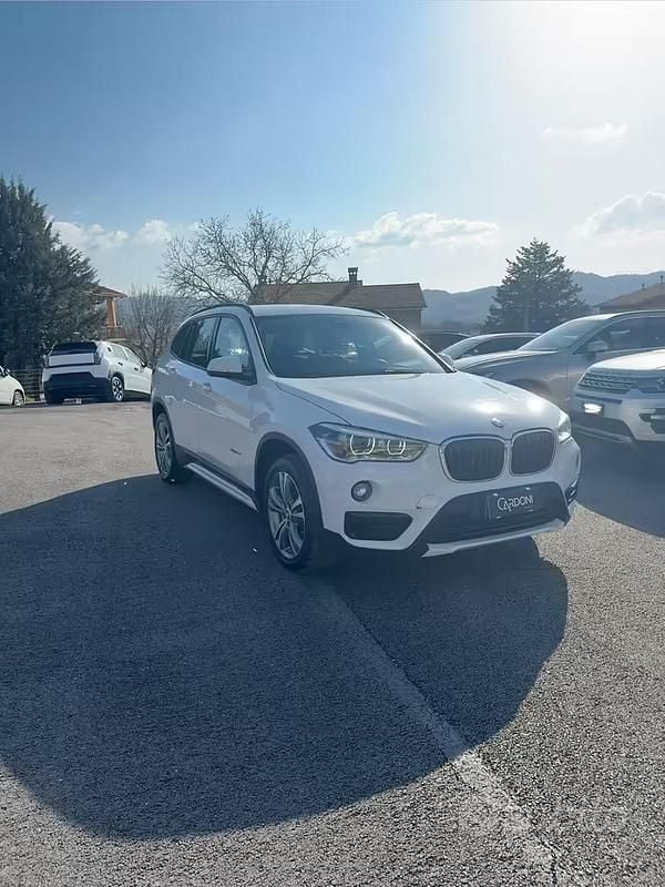 Usata BMW X1 Sport Line 149 CV (109 kW) 2015 Bianco SUV