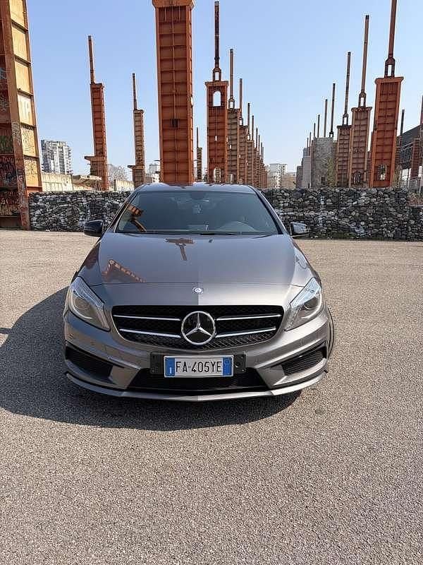 Usata Mercedes A200 Edition 156 CV (114 kW) 2015 Berlina
