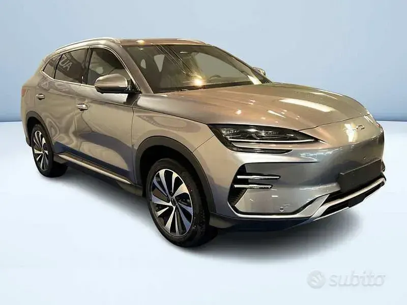 Nuova BYD Seal U Comfort 160 kW (218 CV) 2026 Grigio SUV