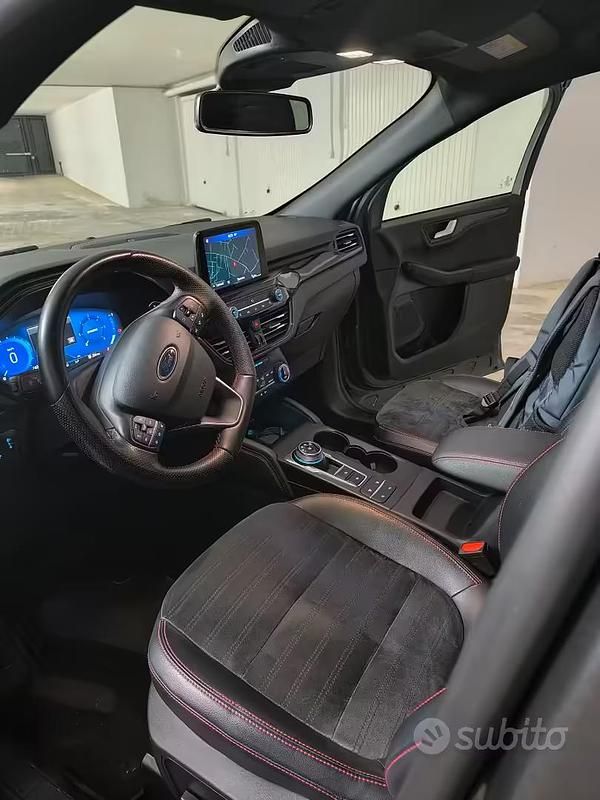 Usata Ford Kuga ST-Line 150 CV (110 kW) 2023 SUV
