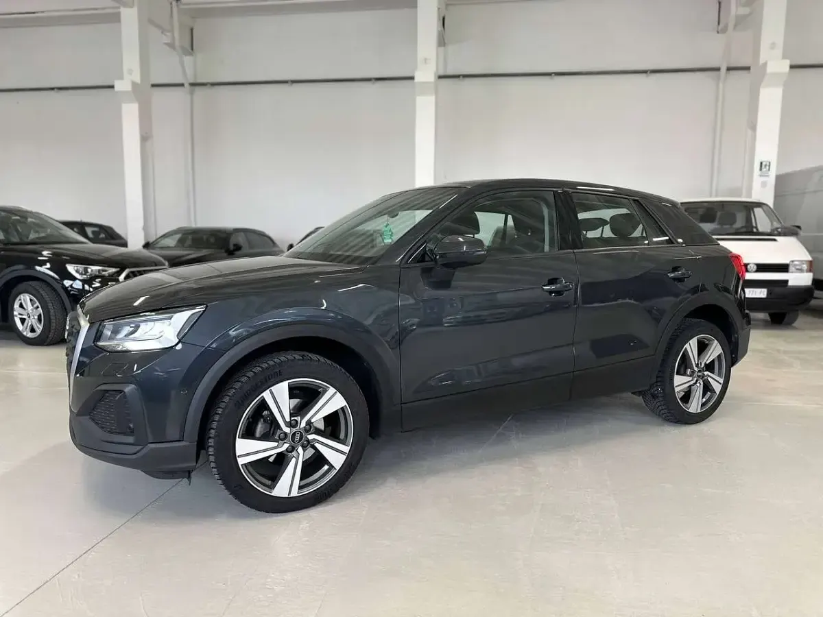Occasion Audi Q2 Ambiente 116 ch (85 kW) 2022 Gris SUV