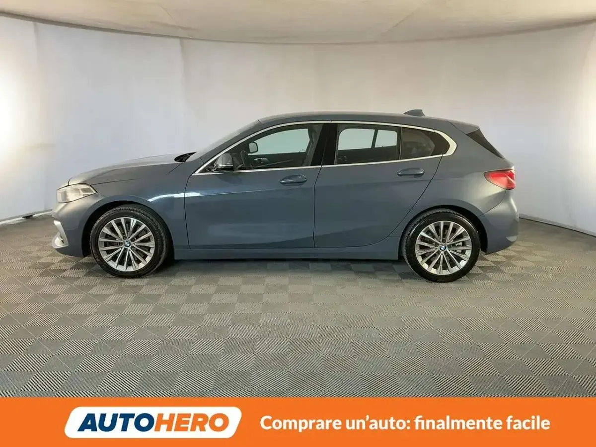 Usata BMW 120 Luxury Line 190 CV (139 kW) 2019 Grigio Berlina