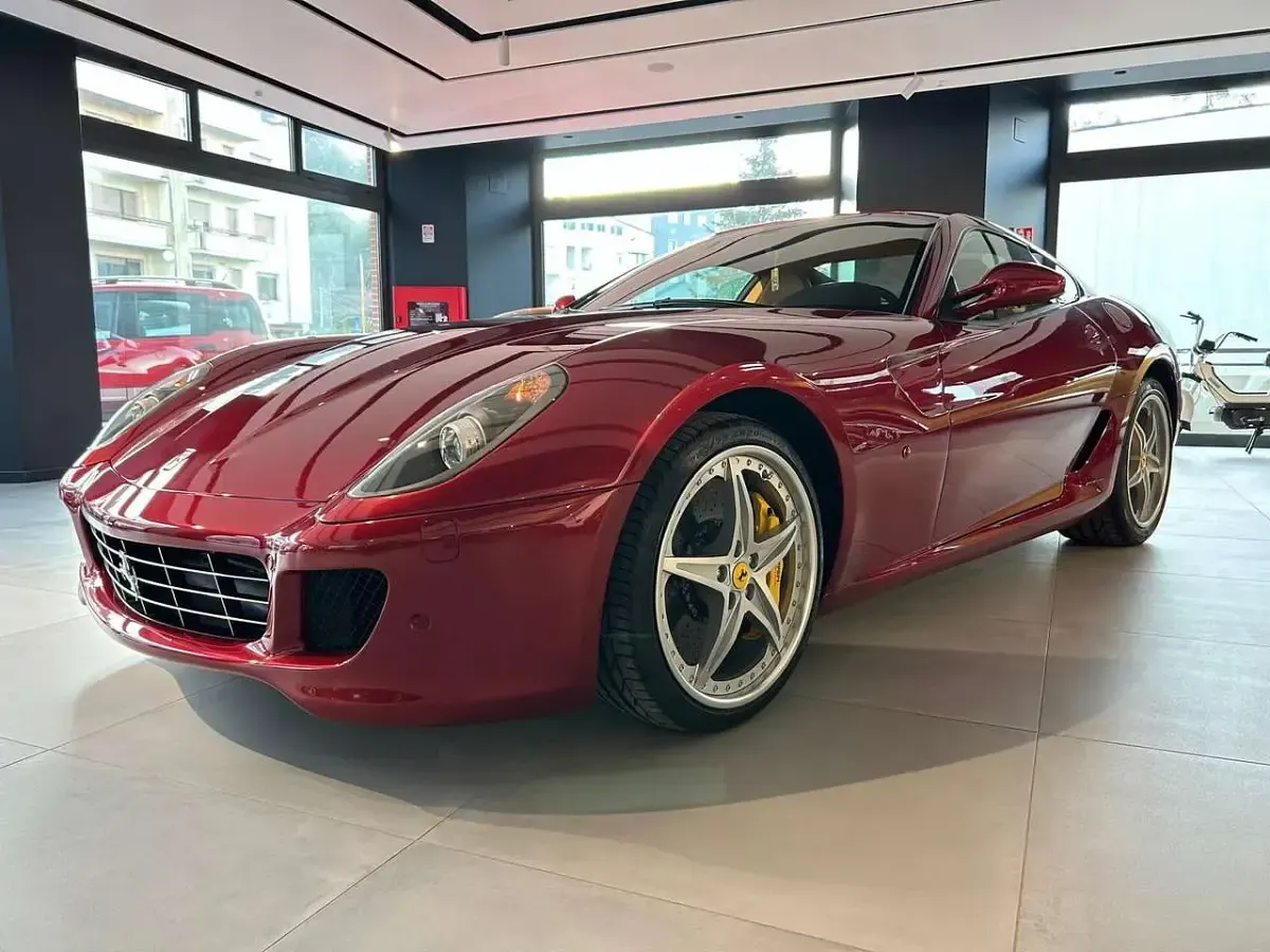 Usata Ferrari 599 620 CV (456 kW) 2007 Rosso Coupé