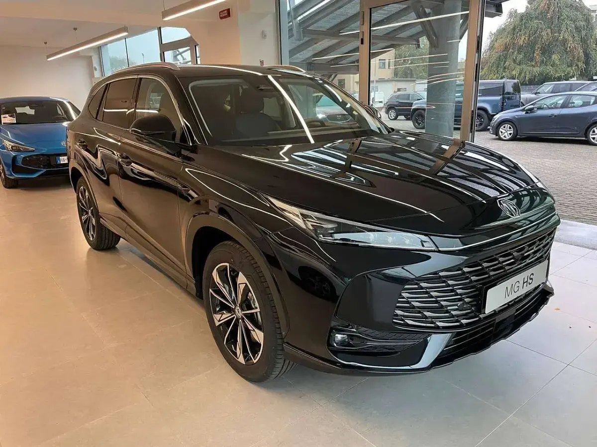 Nuova MG HS Comfort 224 CV (164 kW) 2026 Pebble black SUV
