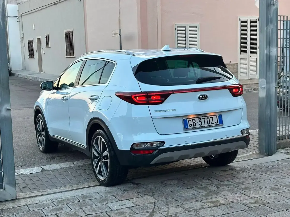 Usata Kia Sportage 116 CV (85 kW) 2020 Bianco SUV