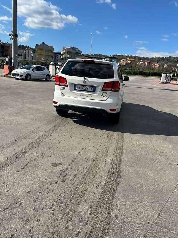 Usata Fiat Freemont Lounge 170 CV (125 kW) 2015 SUV